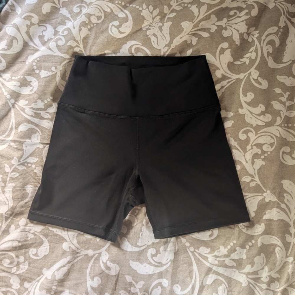 Athleta Transcend 5" Bike Shorts